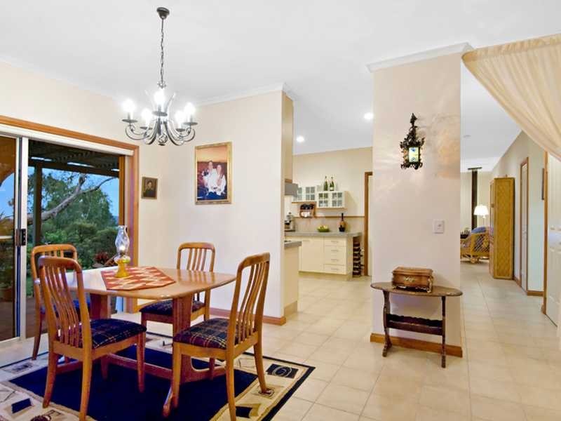 149 Towen Mountain Road, Towen Mountain QLD 4560