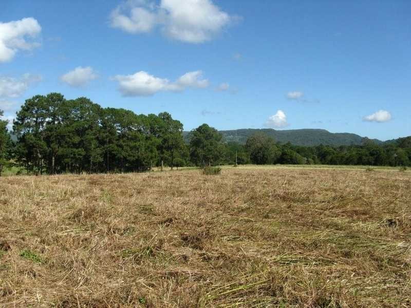 1 Haflinger Road, North Arm QLD 4561