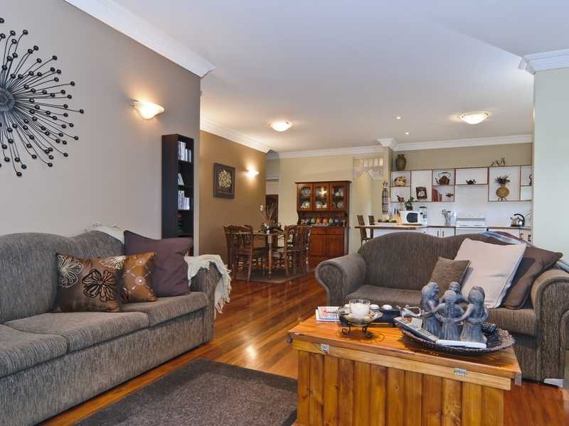 5 Silverwood Drive, Burnside QLD 4560