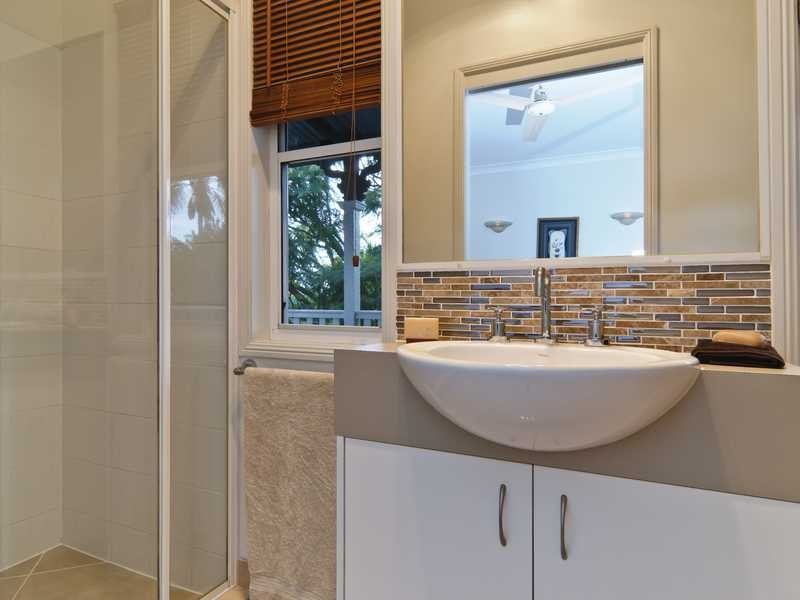 5 Silverwood Drive, Burnside QLD 4560