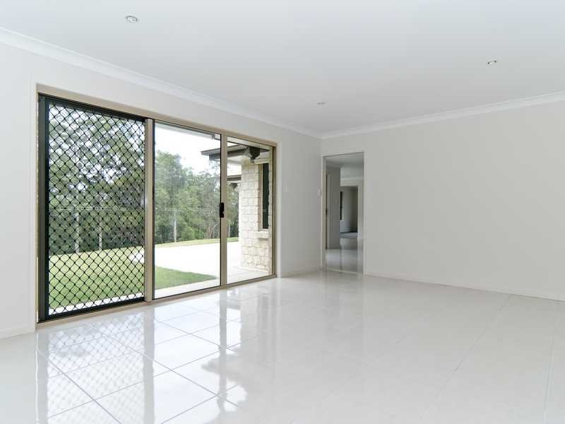 Lot 2 / 106 Upper Rosemount Road, Rosemount QLD 4560