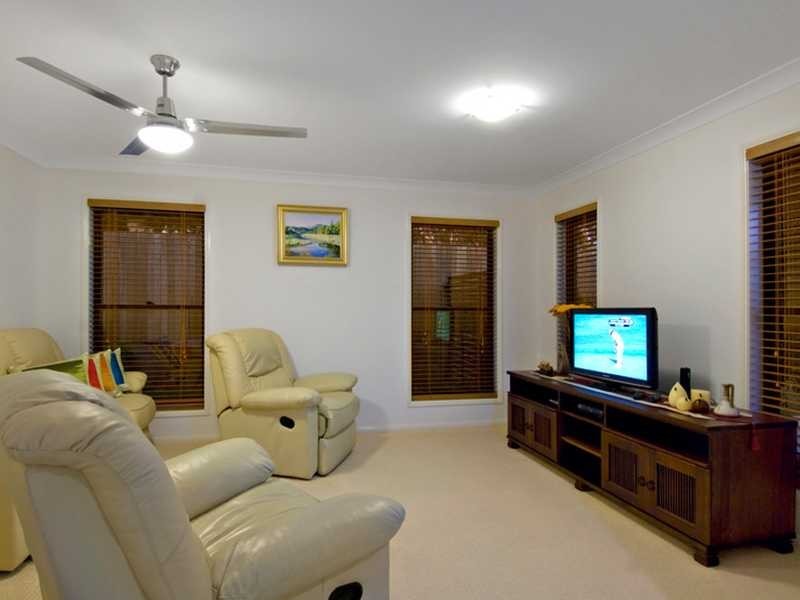 45 Old Orchard Drive, Palmwoods QLD 4555