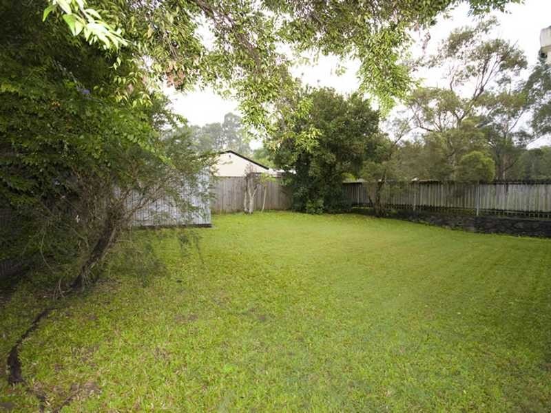 5 Cameron Place, Nambour QLD 4560