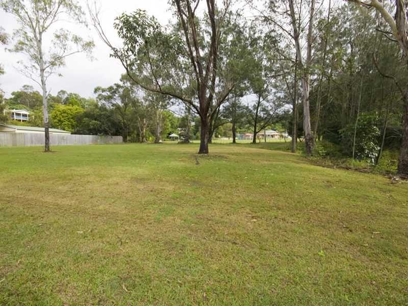 5 Cameron Place, Nambour QLD 4560