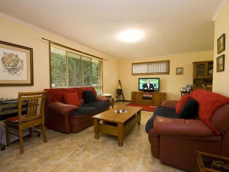 5 Cameron Place, Nambour QLD 4560