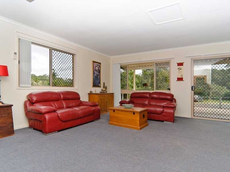 27 Maroochy Spring Drive, Nambour QLD 4560