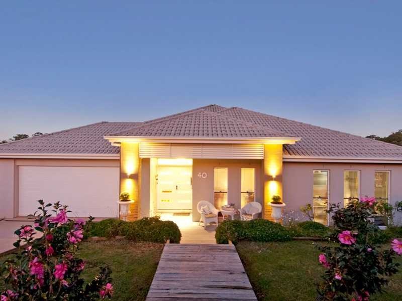 40 Petigrain Avenue, Palmwoods QLD 4555