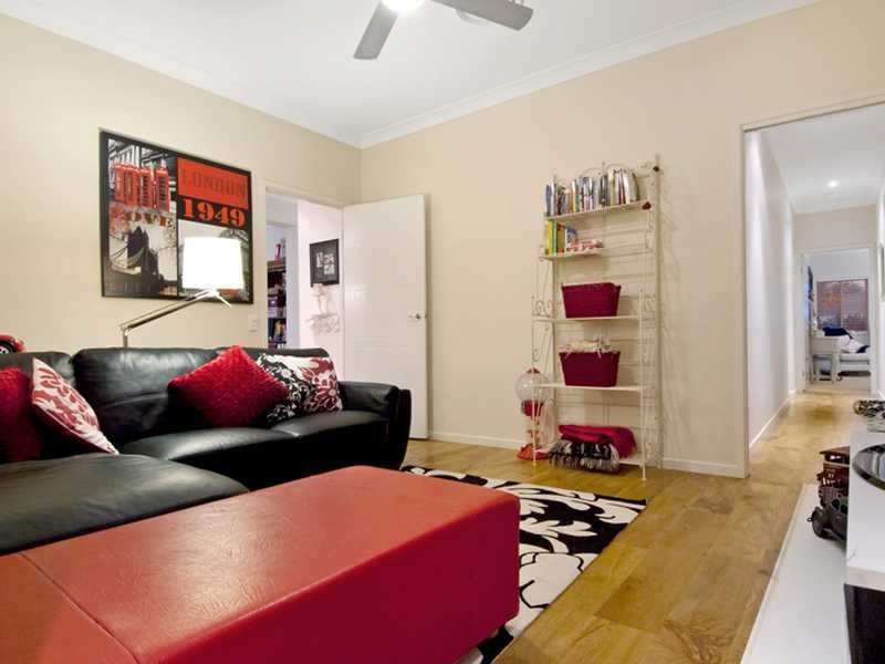 40 Petigrain Avenue, Palmwoods QLD 4555