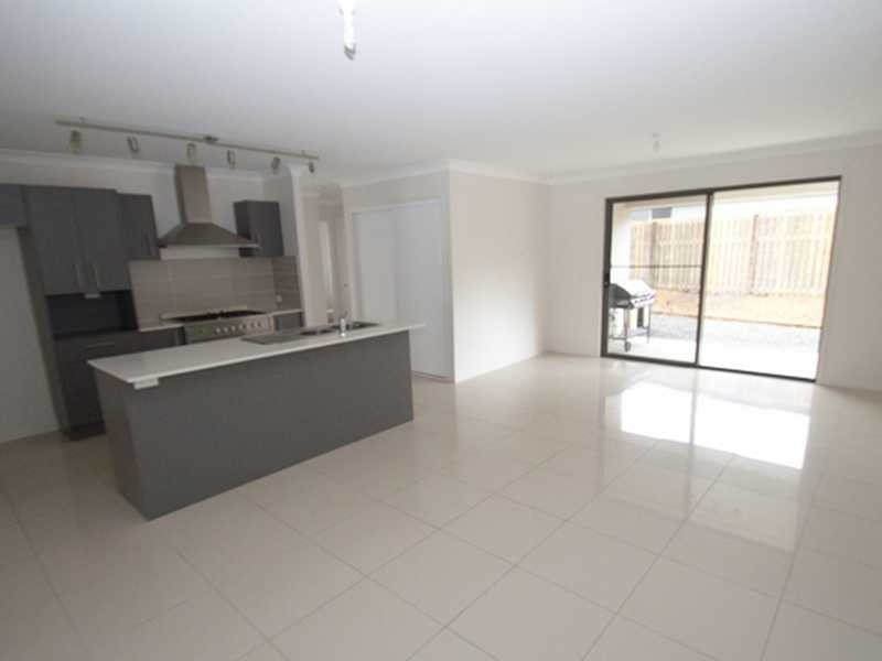 17 Anticipation Close, Nambour QLD 4560