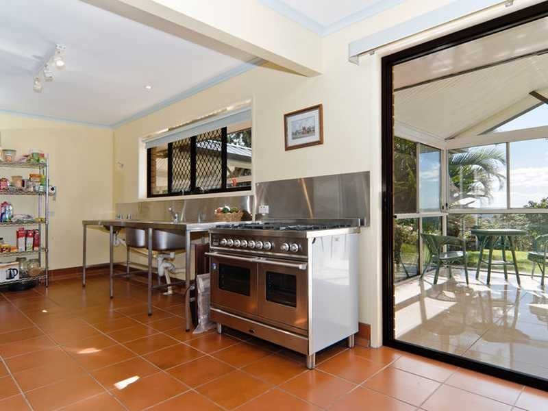 27 Karnu Drive, Yandina QLD 4561