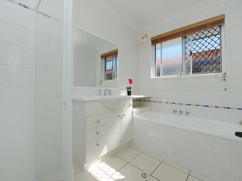 7 Trinity Crescent, Sippy Downs QLD 4556