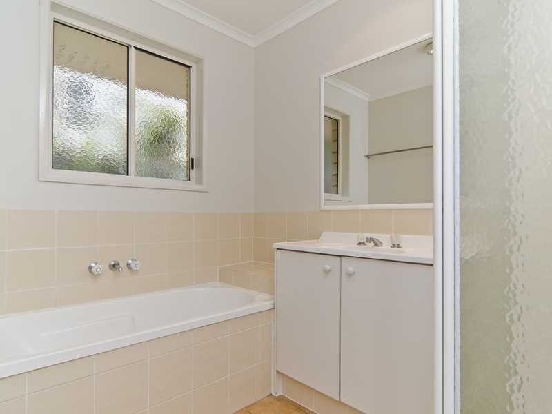 27 Panorama Drive, Nambour QLD 4560