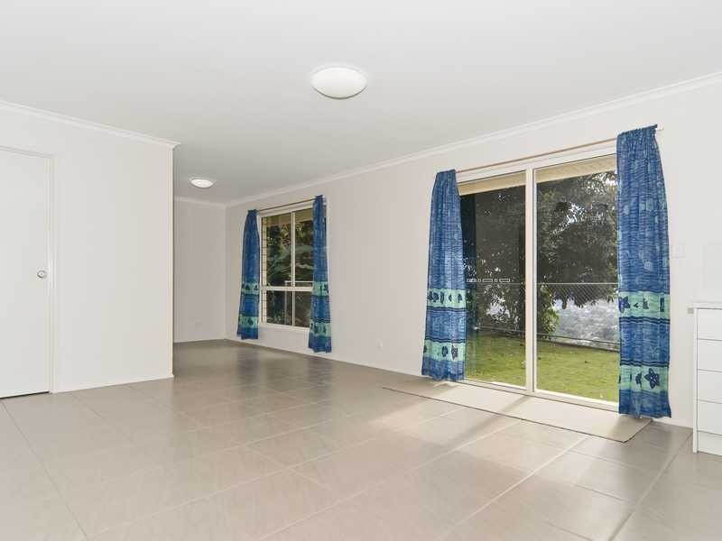 27 Panorama Drive, Nambour QLD 4560