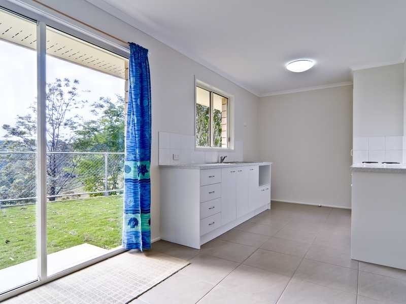 27 Panorama Drive, Nambour QLD 4560