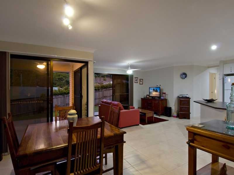 16 Koorawatha Lane, Palmwoods QLD 4555