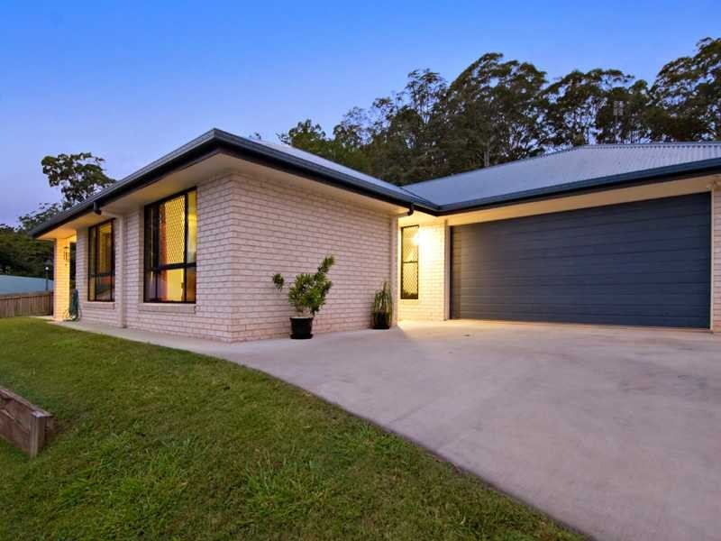 16 Koorawatha Lane, Palmwoods QLD 4555