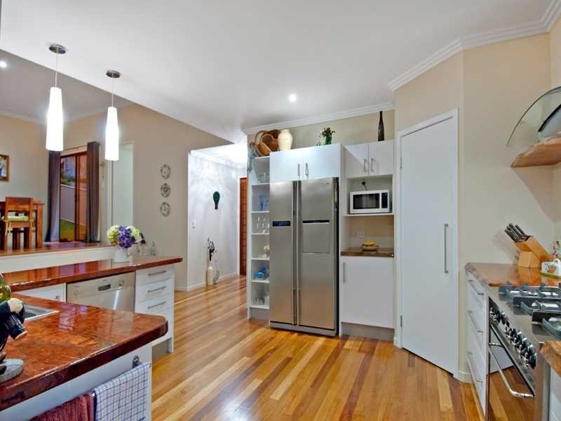 18 Garden Avenue, Palmwoods QLD 4555