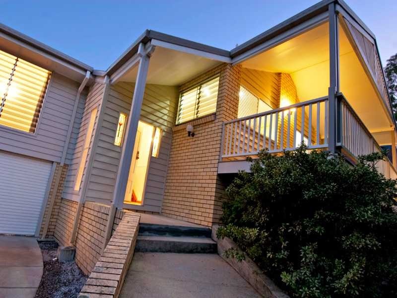 30 Ballinderry Street, Everton Park QLD 4053