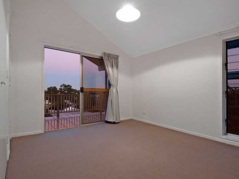 30 Ballinderry Street, Everton Park QLD 4053