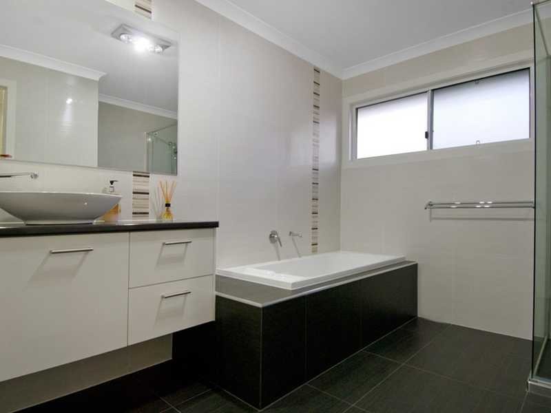 2 Kindal Court, Palmwoods QLD 4555