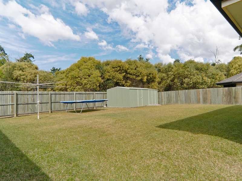 7 Pollys Place, Nambour QLD 4560