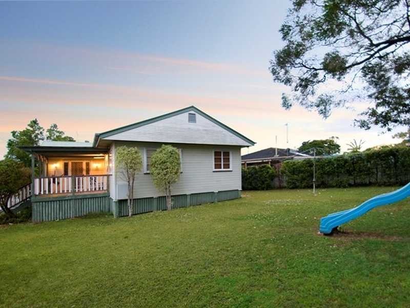 4 Isabella Avenue, Nambour QLD 4560