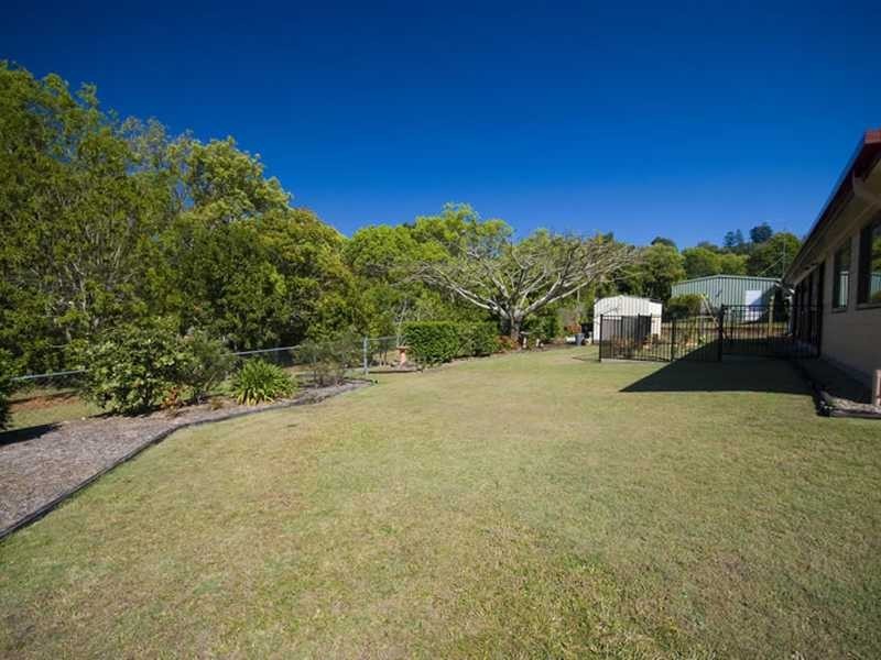 17 Lachlan Avenue, Nambour QLD 4560