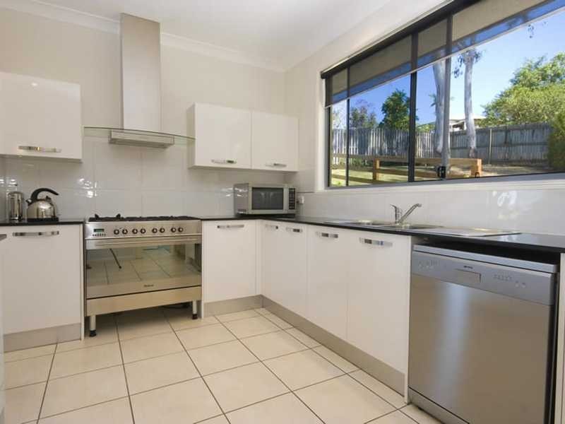 7 Shelly Court, Nambour QLD 4560