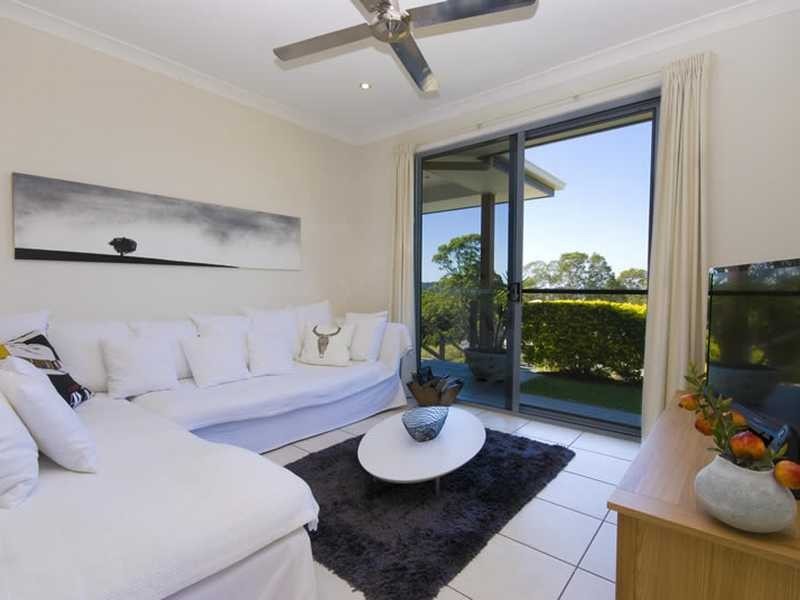 7 Shelly Court, Nambour QLD 4560