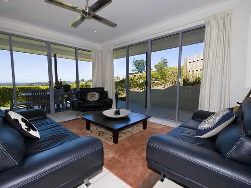 7 Shelly Court, Nambour QLD 4560