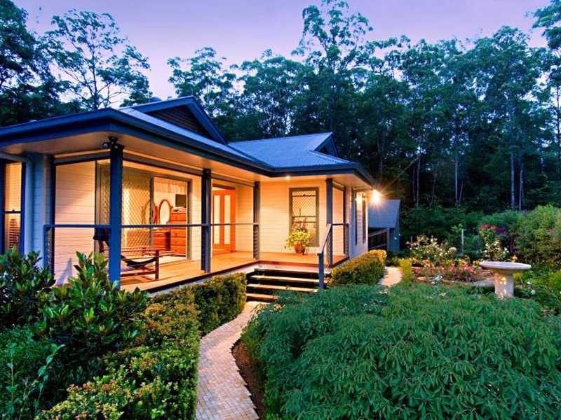 25 Yellow Cedar Place, Palmwoods QLD 4555