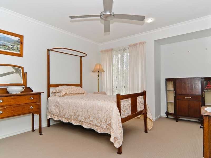 8 Shelly Court, Nambour QLD 4560