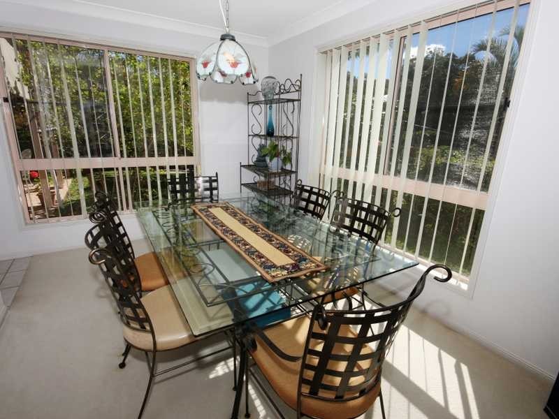 2 Albatross Avenue, Nambour QLD 4560