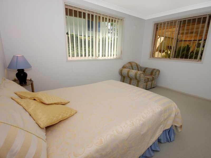 2 Albatross Avenue, Nambour QLD 4560