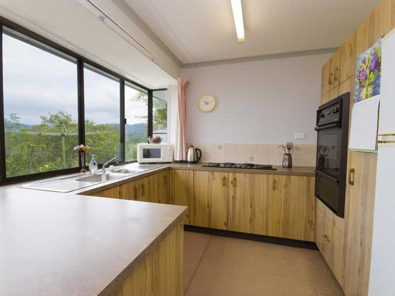 13 Barwood Court, Nambour QLD 4560