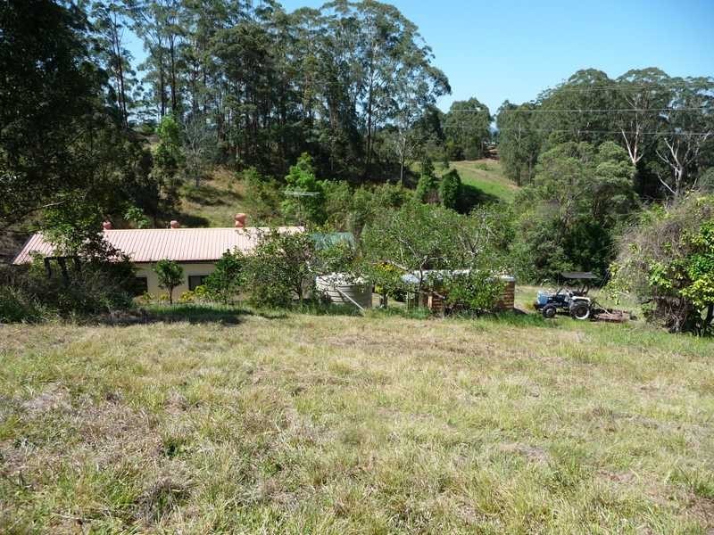 71 Towen Mountain Road, Towen Mountain QLD 4560