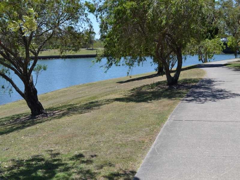 Villa 97/8 Longwood Street, Minyama QLD 4575