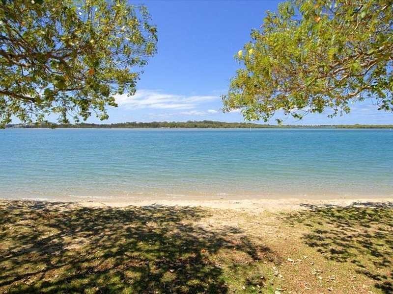 5 Norman Avenue, Maroochydore QLD 4558