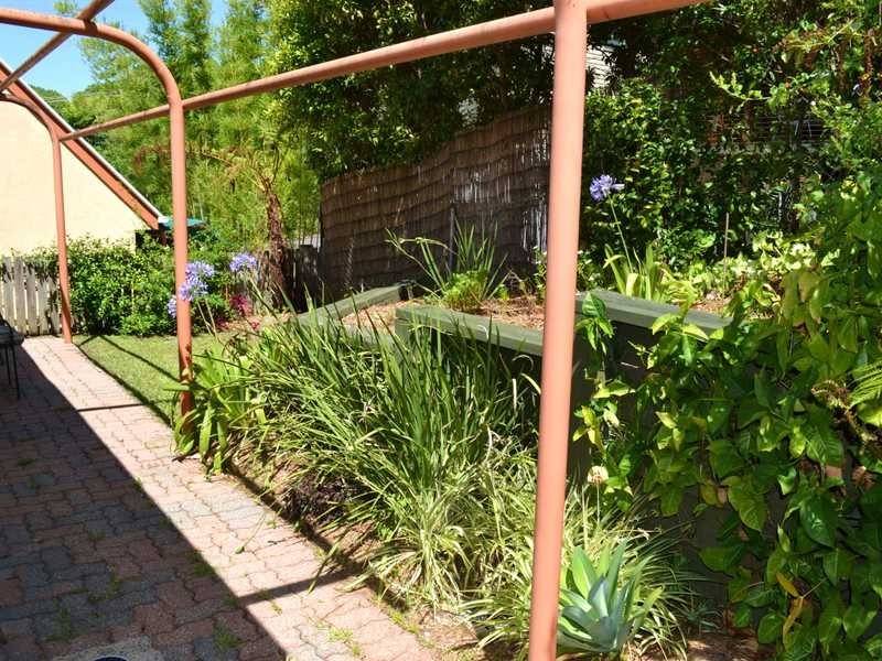 2/13 Fairmeadow Road, Nambour QLD 4560