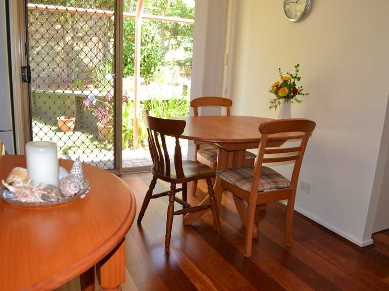 2/13 Fairmeadow Road, Nambour QLD 4560