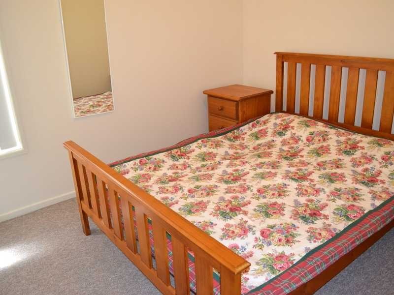 2/13 Fairmeadow Road, Nambour QLD 4560