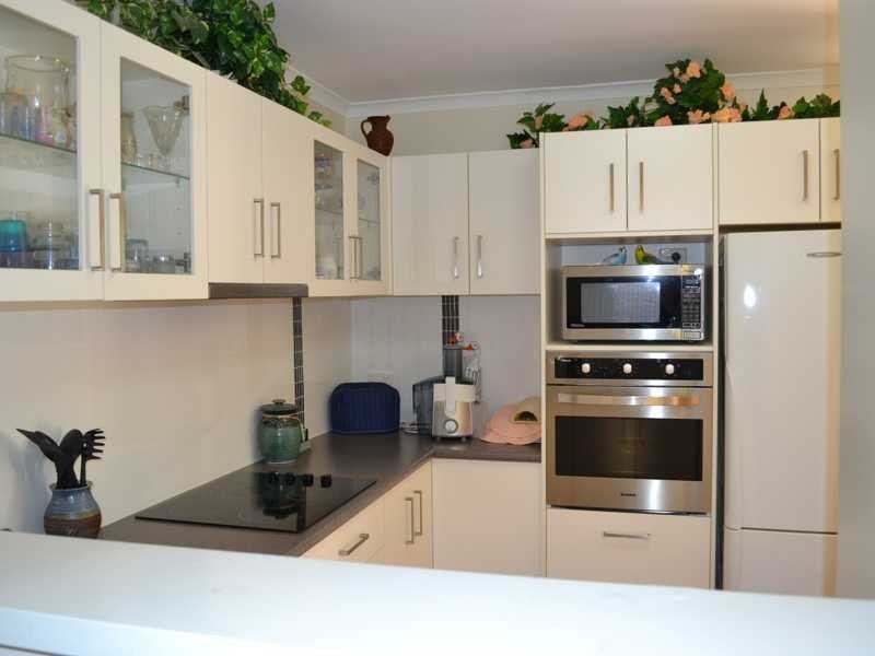 2/13 Fairmeadow Road, Nambour QLD 4560
