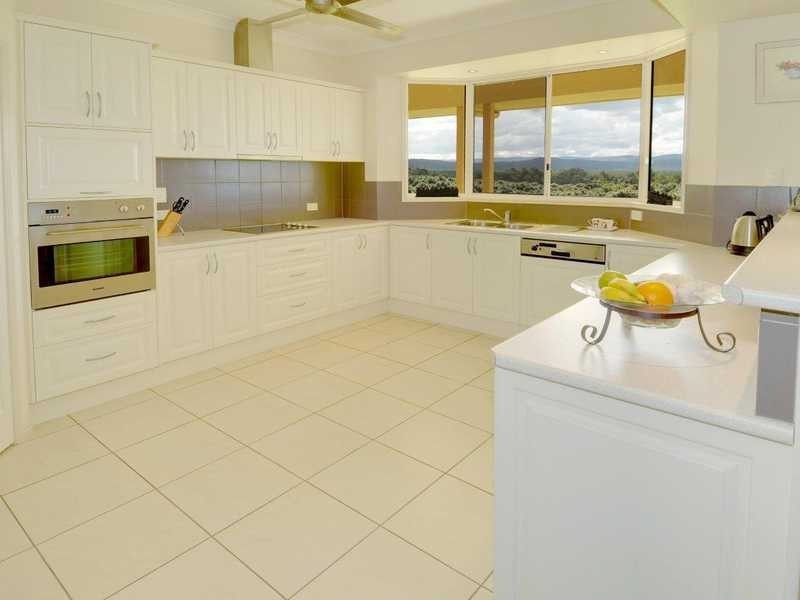 Glass House Mountains QLD 4518