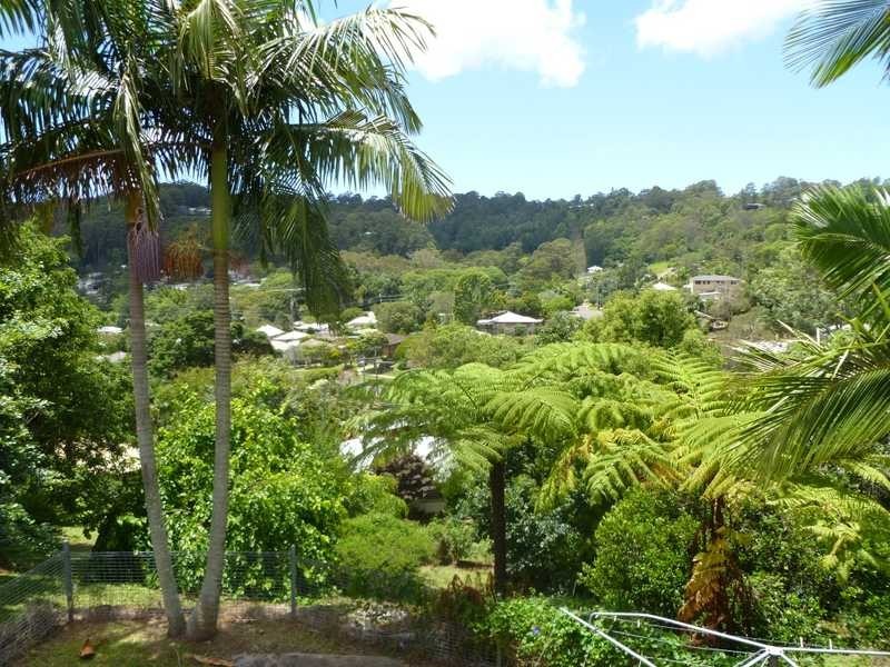 2/13 Lamington Terrace, Nambour QLD 4560