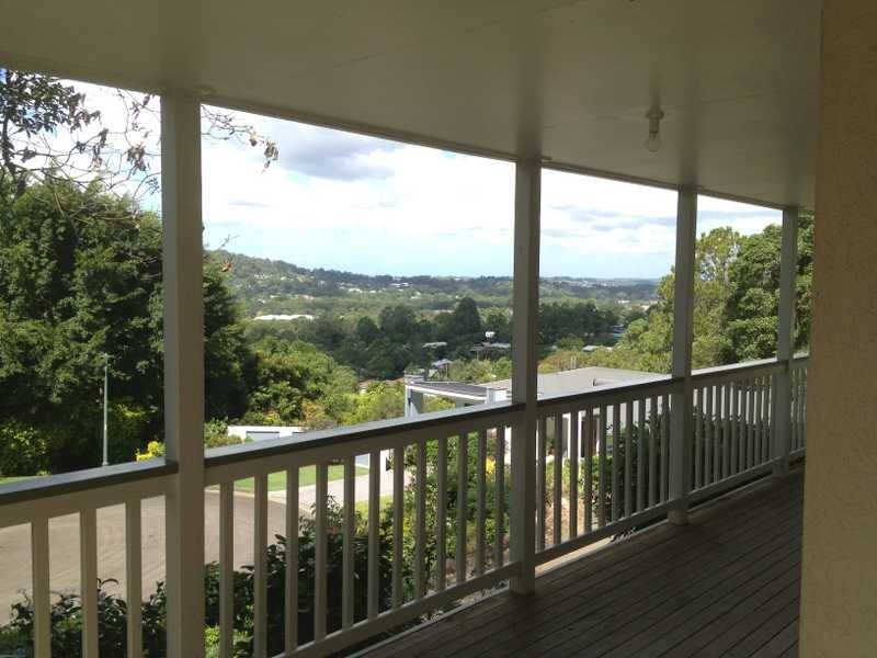 6 Coral Court, Nambour QLD 4560