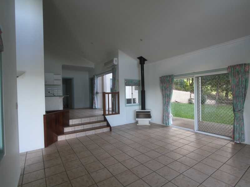 6 Coral Court, Nambour QLD 4560