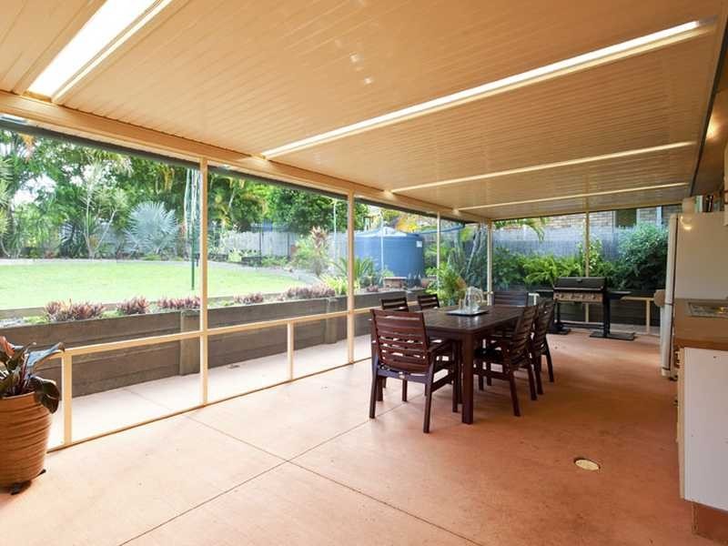 6 Roberts Street, Palmwoods QLD 4555