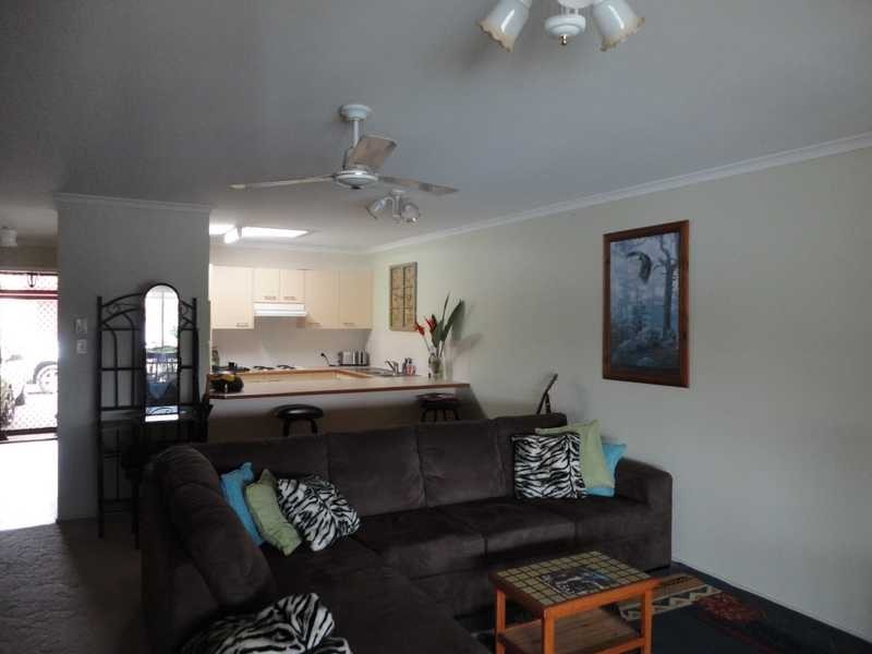Unit 280/6 Melody Court, Warana QLD 4575