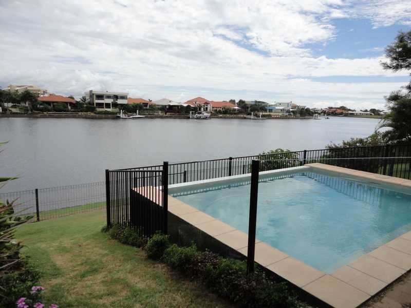 Unit 280/6 Melody Court, Warana QLD 4575