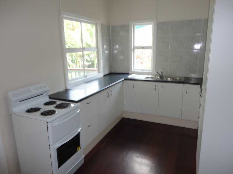 16 George Street, Nambour QLD 4560